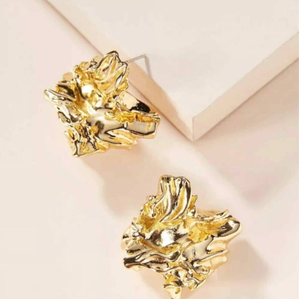 Amber Sceats 24K Gold Plated Reese‎ Sculptural Nugget Style Earrings